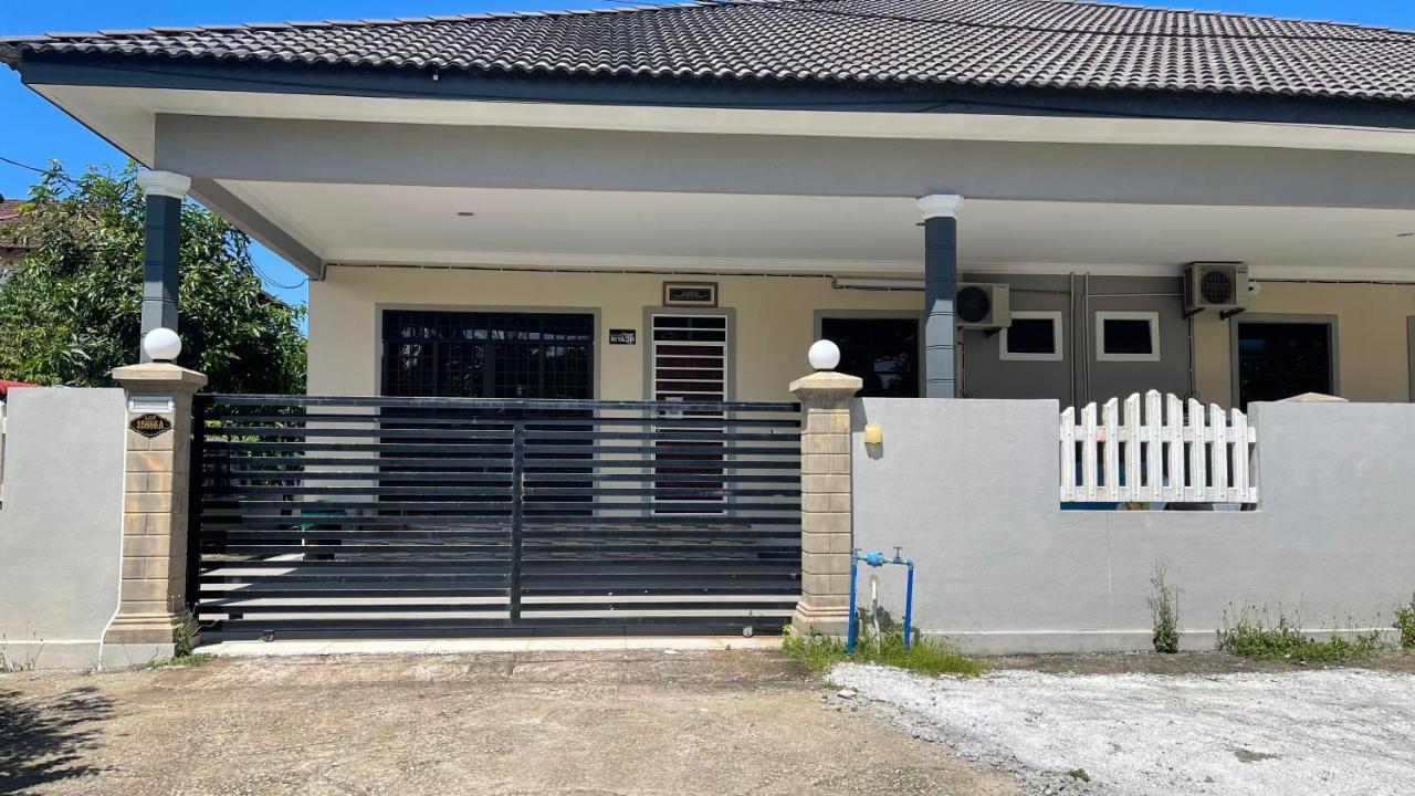 Nikmat Homestay Riyadh Kampong Tuan Mandak 외부 사진